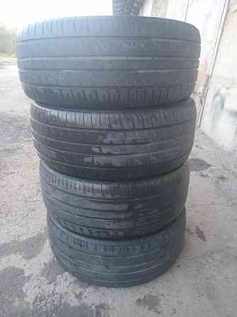 Продаю комплект летней резины 195 50 15 Донецк