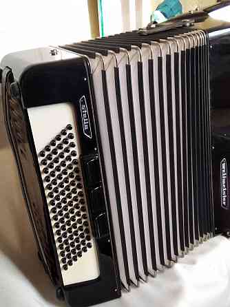 Продам новый аккордеон Weltmeister Stella Горловка