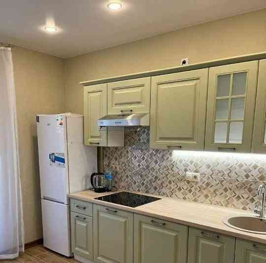 Сдаю двухкомнатную квартиру 52.0 м² этаж 3, город Донецк, Ленинский Донецк