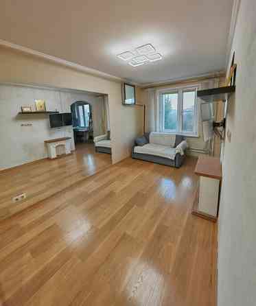 Сдается просторная 3-к квартира в Кировском районе (ул. Островского) Донецк