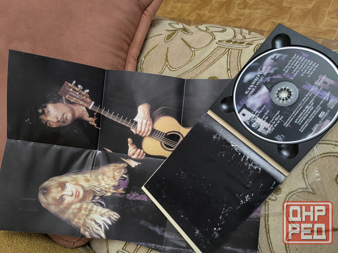 Blackmore's Night Under A Violet Moon Макеевка - изображение 3