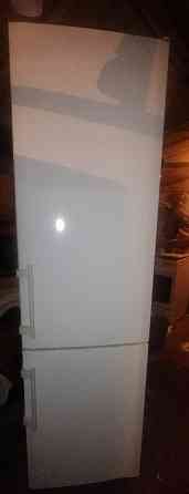 Рабочий холодильник Липхер Донецк