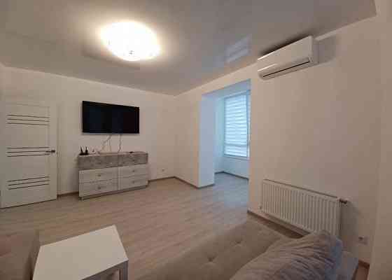 Донецк Жк Центральный Киевский район 2-х ком Хозяйка Донецк