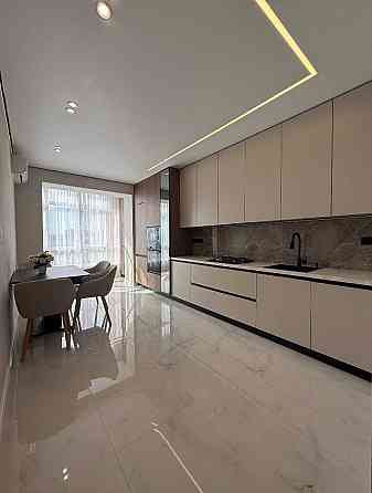 Сдаю 2 к.кВ, Ленинский район, проспект Ленинский 29, Цирк Космос, Обжора Донецк