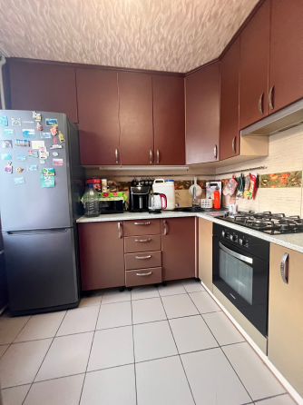 Продажа 3-х комнатной квартиры в Центрально-Городском районе г. Макеевка, мкрн. Солнечный (Нижний) Макеевка