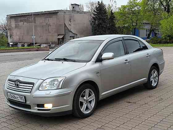 Продам Toyota avensis с очень хорошей комплектацией, по самому низу рынка! Енакиево