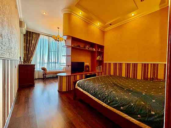 Пентхаус 2 уровня 104 м2 , 3 комнаты, видовый Диск Маяковского 20б Собственник Донецк