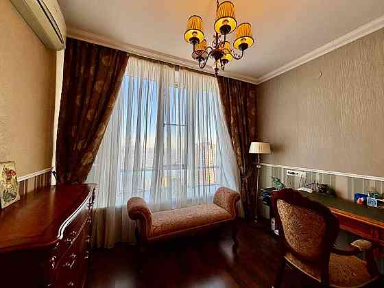 Пентхаус 2 уровня 104 м2 , 3 комнаты, видовый Диск Маяковского 20б Собственник Донецк