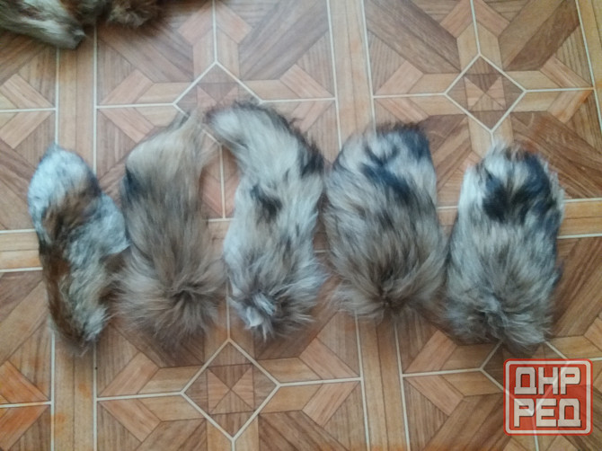 Продам хвост лисы натуральный мех Донецк - изображение 1