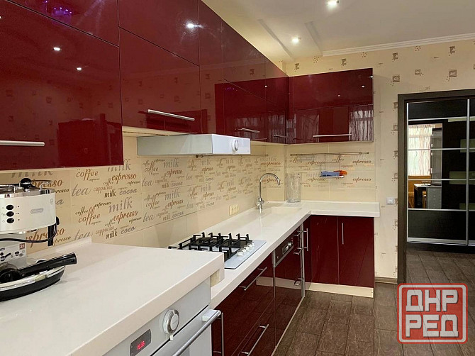 2-ка в центре города, проспект Дзержинского, 10 Донецк - изображение 3