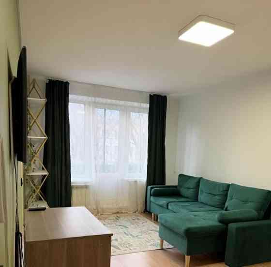 вухкомнатную квартиругород Донецк, Ворошиловский район, проспект Гурова, площадь Ленина, Донбасс Пал Донецк