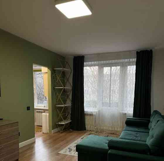 вухкомнатную квартиругород Донецк, Ворошиловский район, проспект Гурова, площадь Ленина, Донбасс Пал Донецк