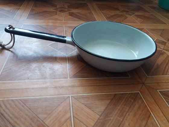 Продам сотейник сковородку эмалированную Донецк