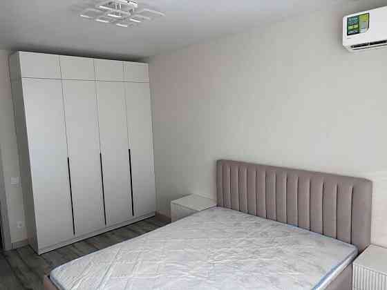 Сдам Замечательную просторную однокомнатную квартиру в Ворошиловском рйое Донецк