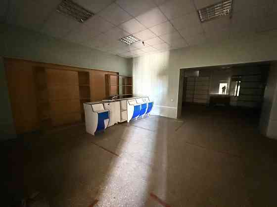 Продаётся здание под магазин или торговый центр. Волноваха