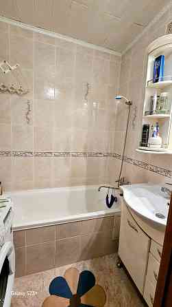 Продам 3 ком.квартиру ул . Победоносная Луганск