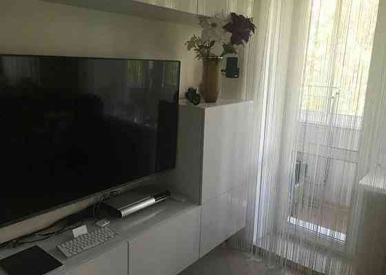 Сдается 2-х комнатаня квартира-студия в Ворошиловском районе возле ДонНТУ Донецк