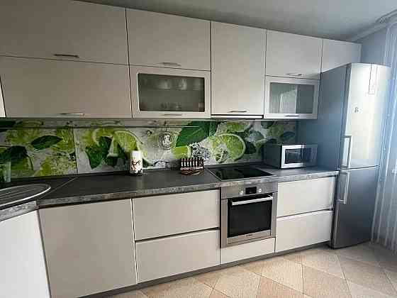 Сдается: Двухкомнатная квартира в Ленинском Районе Донецк