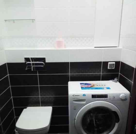 Сдаётся 2-комнатная квартира после свежего ремонта в Ленинском районе Донецка Донецк