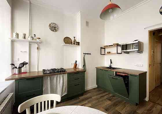 город Донецк, Ворошиловский район, бульвар Пушкина, Площадь Ленина, Бизнес-центр Пушкинский Донецк