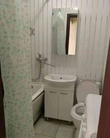 Сдаётся 1-комнатная квартира в удобном районе Донецка. Калининский район, ориентир: Парк "Гуливер" Донецк