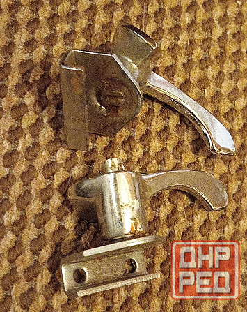 Комплект ручек поворотного стекла передних дверей Москвич Донецк - изображение 3