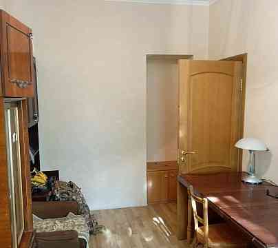 Продам 3-х комнатную, Центр, ул. Щорса Донецк