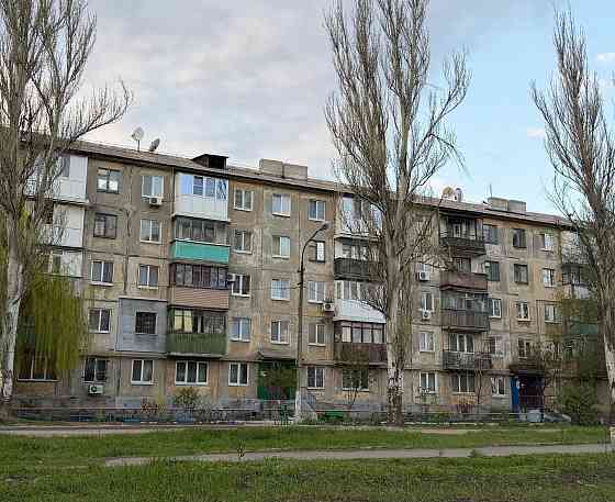 Продам 3-х ком. кв., 3/5 эт., 58 м.кв. - Макеевка, кв-л Гвардейский, маг. Элегант Макеевка