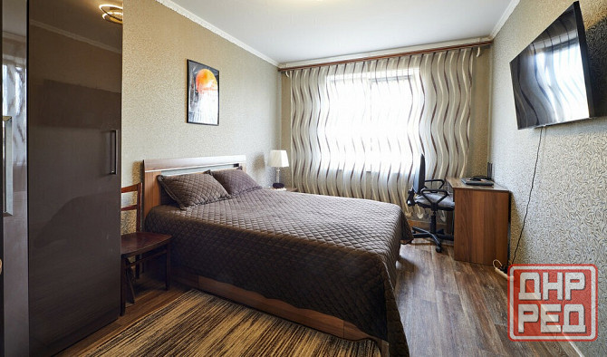 Сдам трёхкомнатную квартиру в Ворошиловском районе по улице 50-летия Ссср Донецк - изображение 1