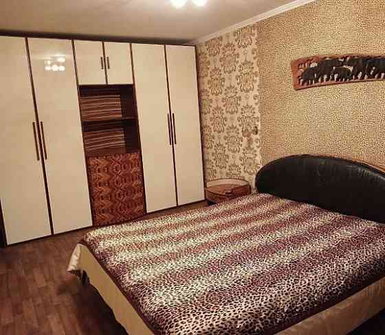 Продам 4-х комнатную, крупногабаритную, Центр Донецк