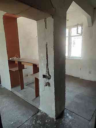 Продам 2-хуровневый газифицированный дом, на стадии ремонта, Маакеевка, Горняцкий р-н. Макеевка