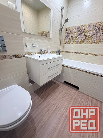 1-ка возле Цирка, Ленинский район Донецк - изображение 4