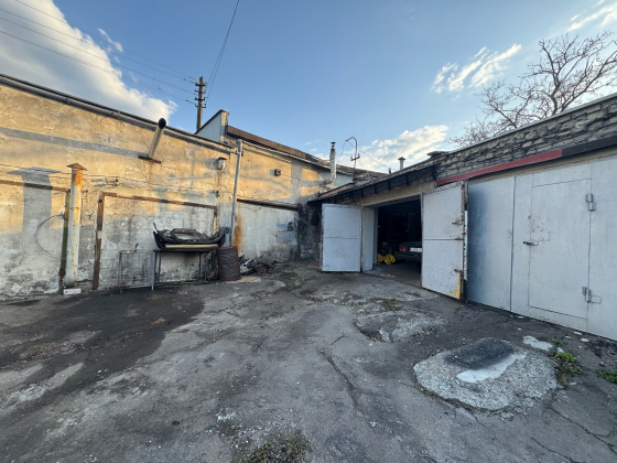 Аренда Коммерческой Недвижимости 30 кВ по Фасаду на проспекте Мира Донецк