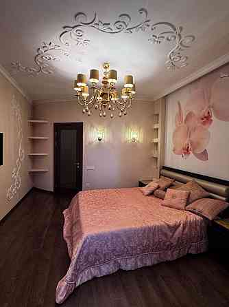 Продажа Трехкомнатная квартира Жк«Центральный », пр. Панфилова Донецк