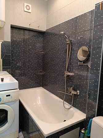 Продам 3х-комнатную+ парковка+ участок. Донецк