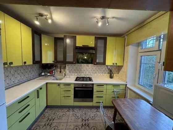 2-к.кв. 57м2, 4 этаж Мариуполь