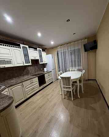 Сдается трехкомнатная квартира в Киевском районе, проспект Таманский Донецк