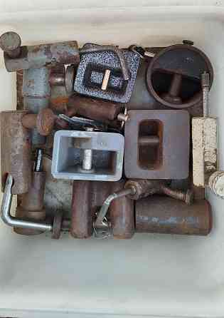 Замок навесной гаража Донецк