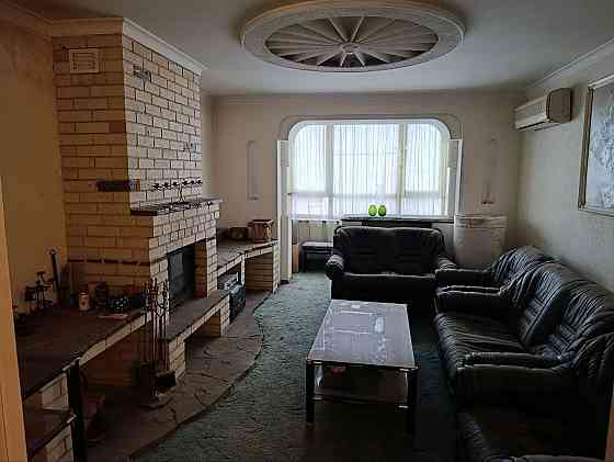 Продам 4-комнатную квартиру. Ворошиловский р-он. Донецк