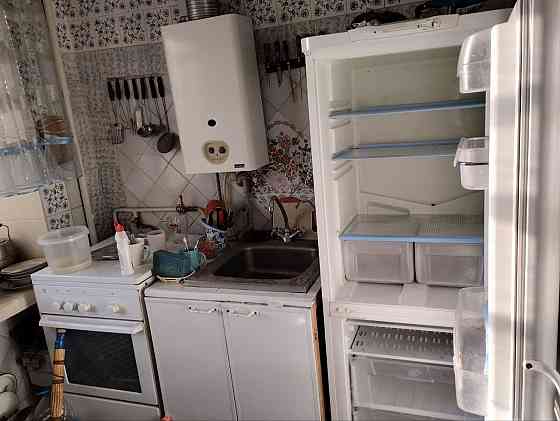 сдам 2х ком квартиру в ленинском р-не, ул. кирова,хорошая, с накопителем. Донецк