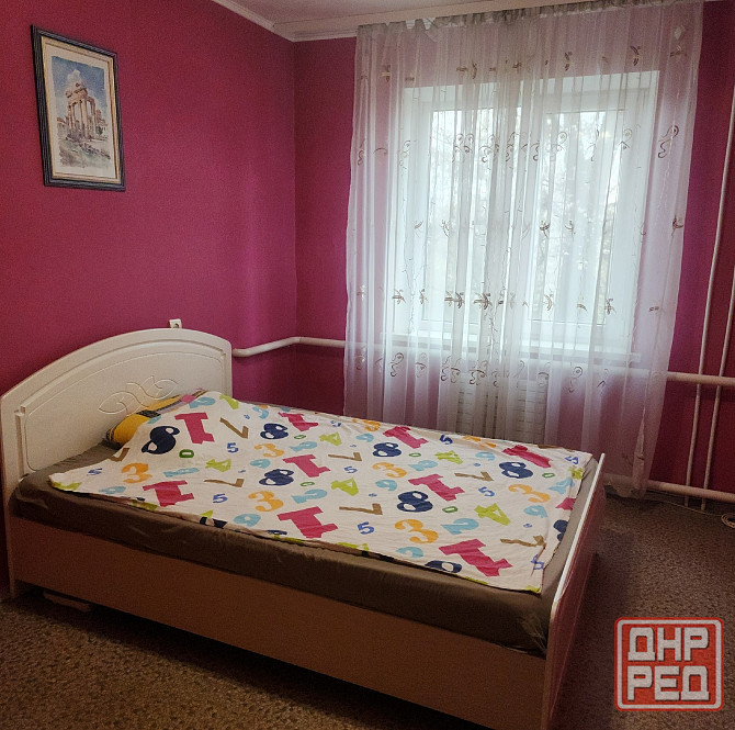 Сдам 2-к квартиру в Октябрьском м-не Макеевка - изображение 1