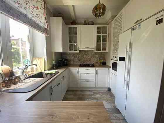 Сдается 2х комнатная квартира в Калининском районе, б-р Шахтостроителей Донецк