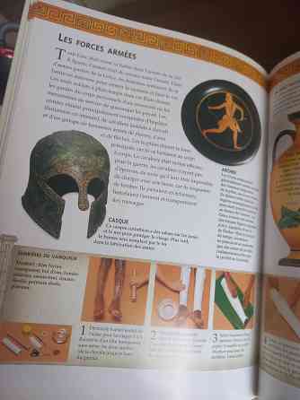 Большие красочные книги на французском языке Донецк