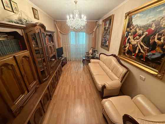 Продажа-2х ком. Сталинки с высокими потолкамиул.Артема 80а Donbass Palace-документы готовы!Вода Идет Донецк