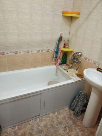 Быстрая сделка! Документы готовы! Продам 3к кв в Ленинском районе. За Цирком.Этаж 1из14.Лоджия.ан Донецк