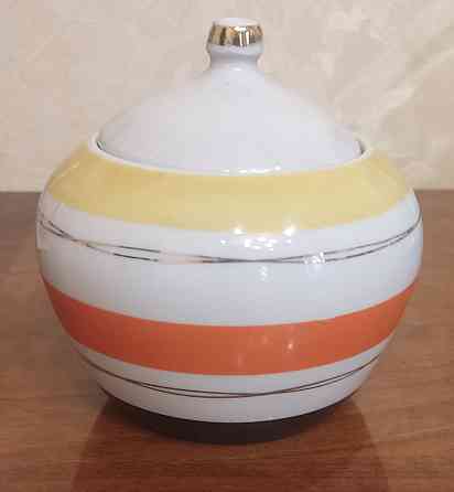 сахарница фарфоровая винтаж 70-х годов Барановский фз Донецк