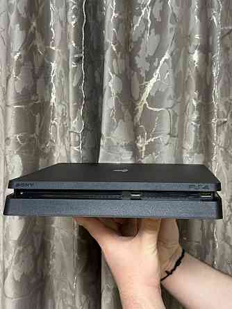Продаю PS4 Slim 500gb Макеевка
