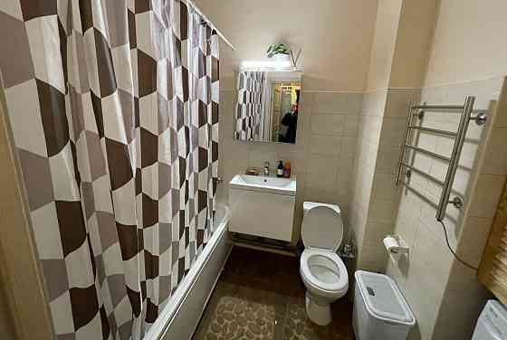 Донецк, Калининский район, район Медицинского университета, 10 минут до самого центра Донецк