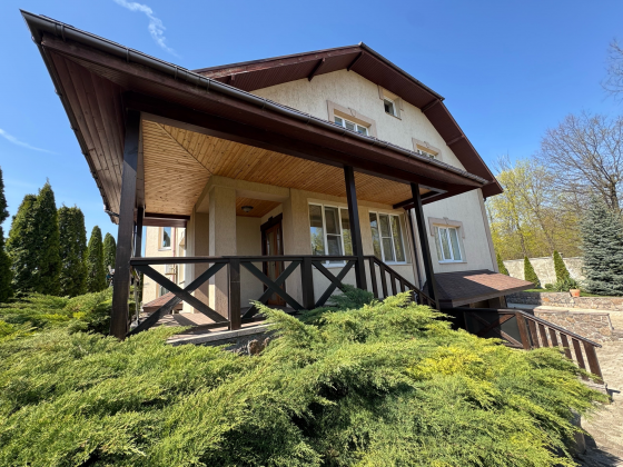 Продажа Коттеджа 450 кВ с Приватизированной Землёй в Донецке! Ул. Квиринга Донецк