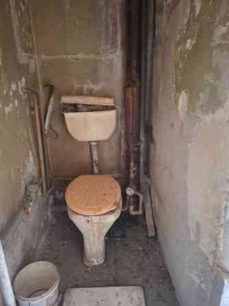 Продам 1 км.кв, на Артема, 204 (привокзвльный) Донецк